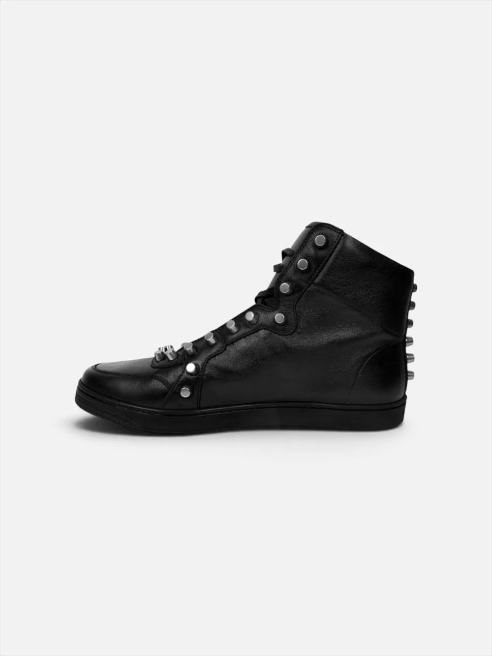 Gucci add edgy
